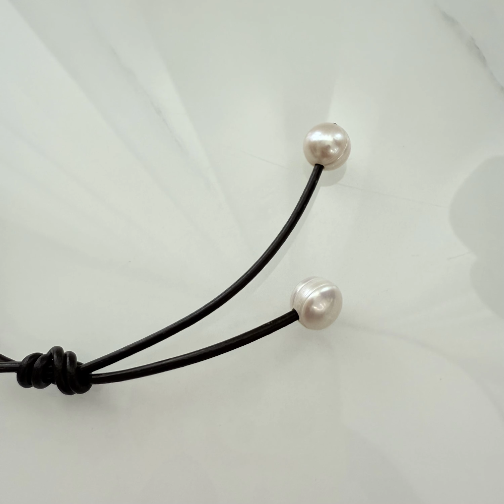 Driftwood Pearl Leather Necklace