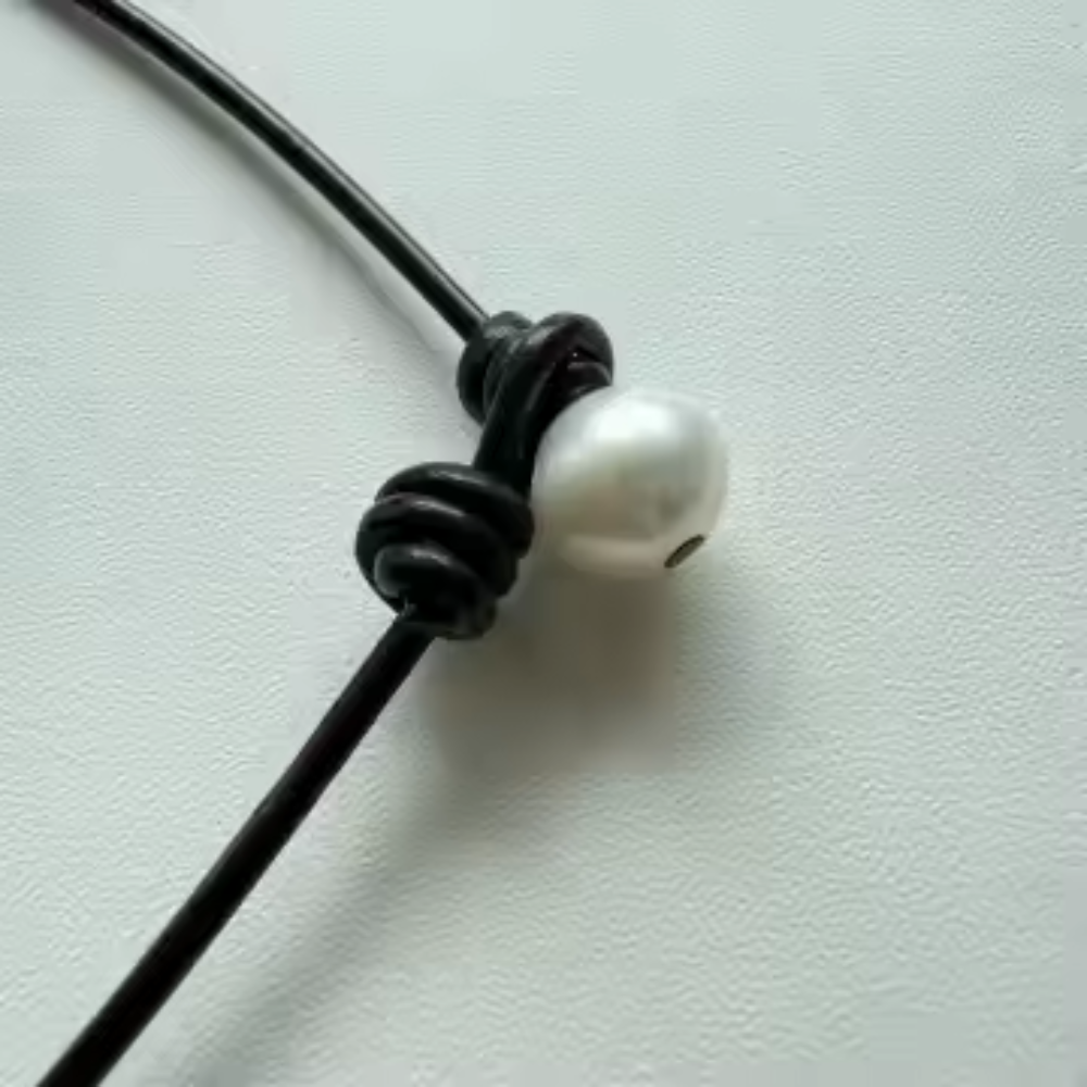 Backroads Beauty Leather & Pearl Necklace