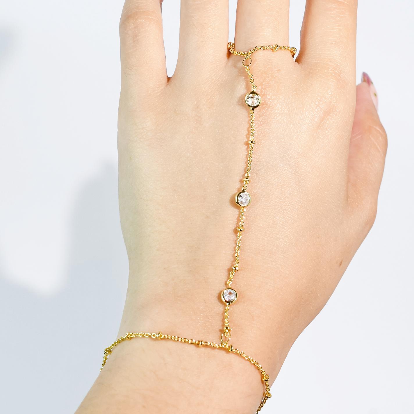 Aurora Touch Hand Chain Gold