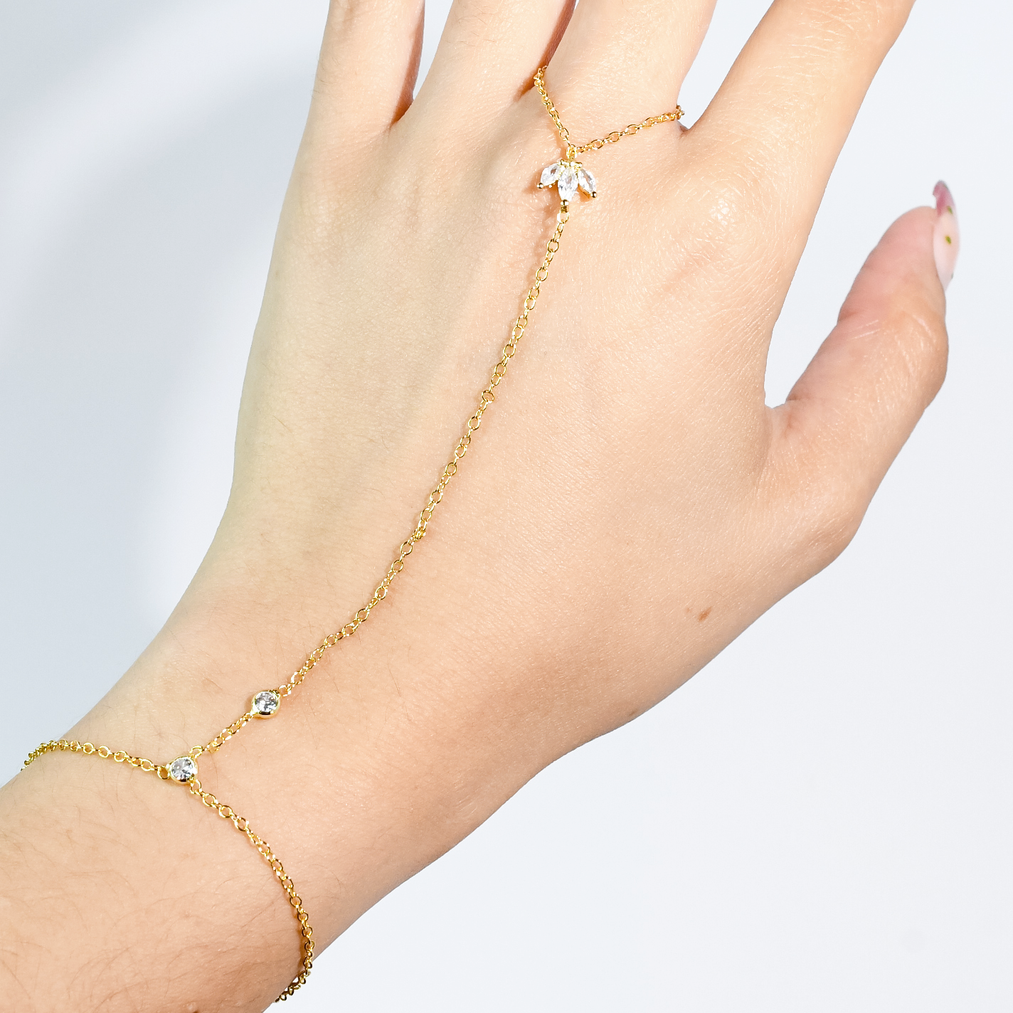 Crystal Bloom Hand Chain Gold