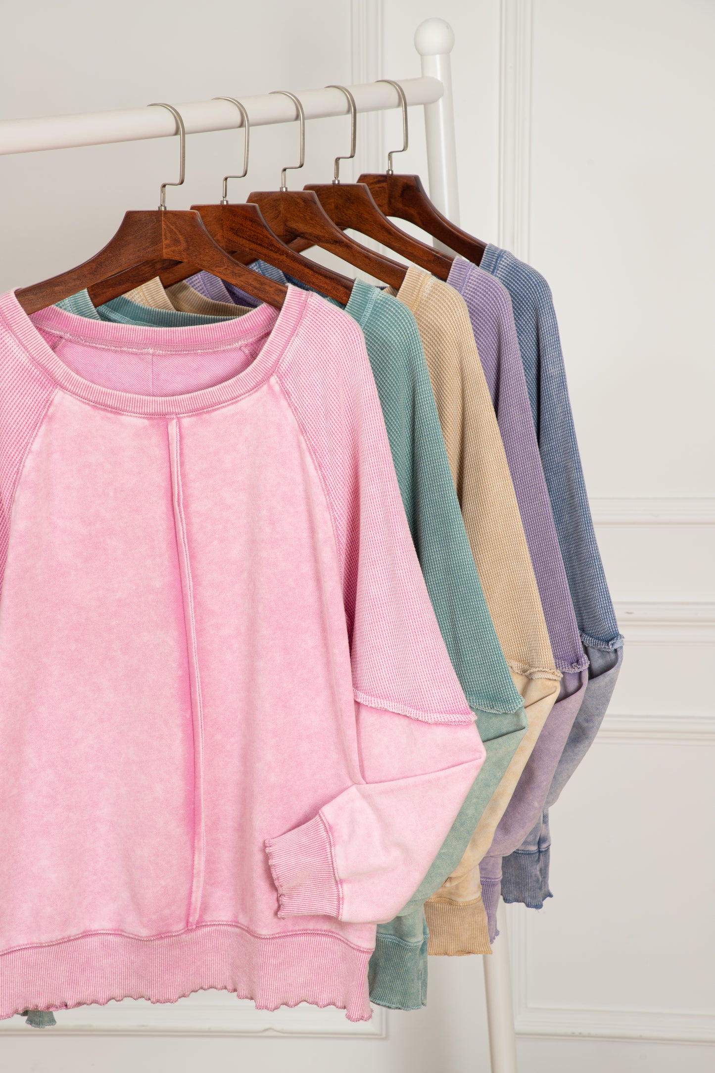 Light Grey Solid Waffle Knit Patchwork Raglan Sleeve Sweatshirt
