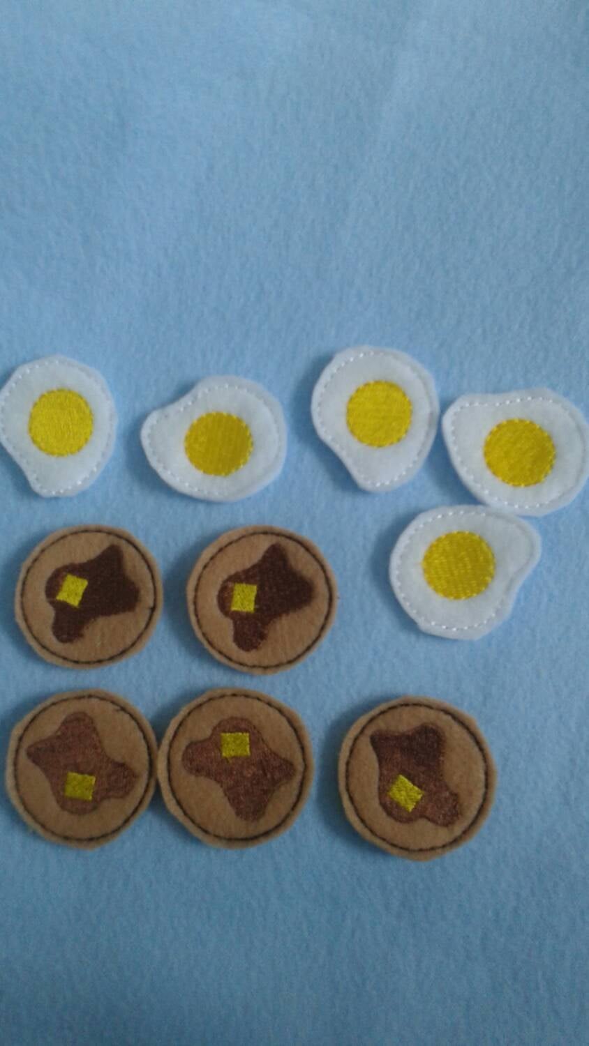Pancake breakfast tic tac toe Party Favor - pancake slumber party - Board and Pieces - Classic Game - Quiet Toy