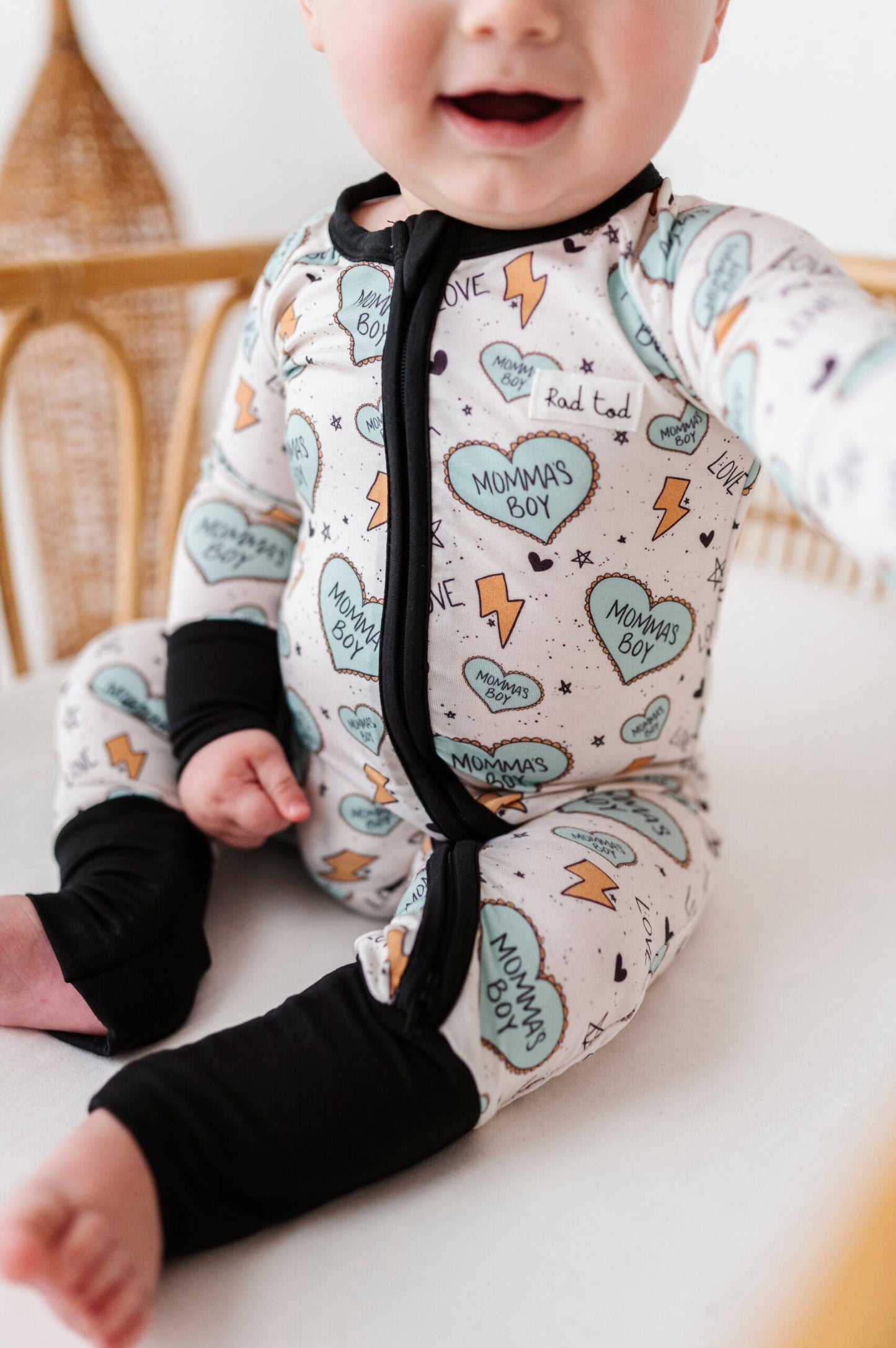 BAMBOO - MOMMAS BOY ONESIE