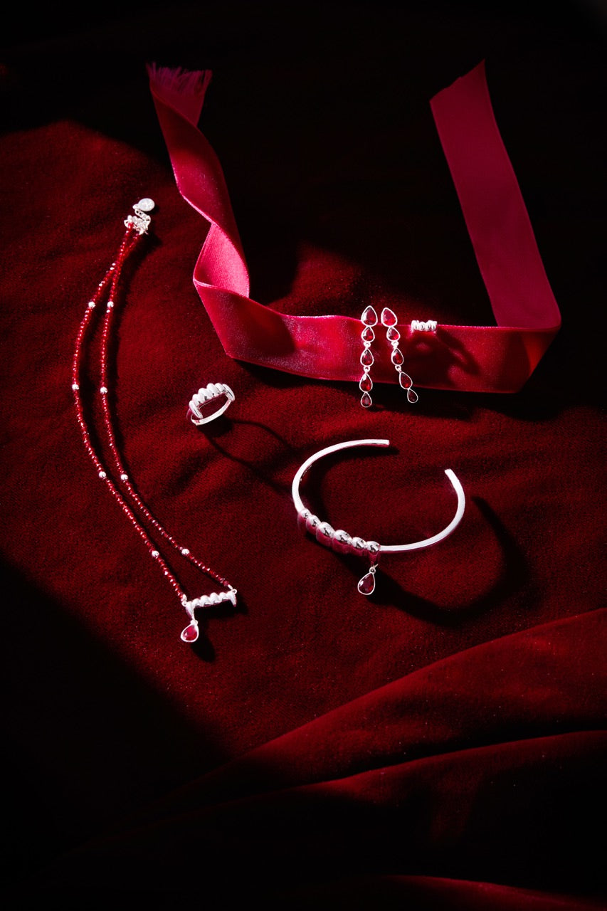 Vampire Teeth Fangs Ring