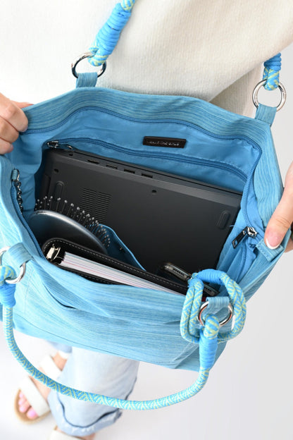 Active Tote w/Wristlet