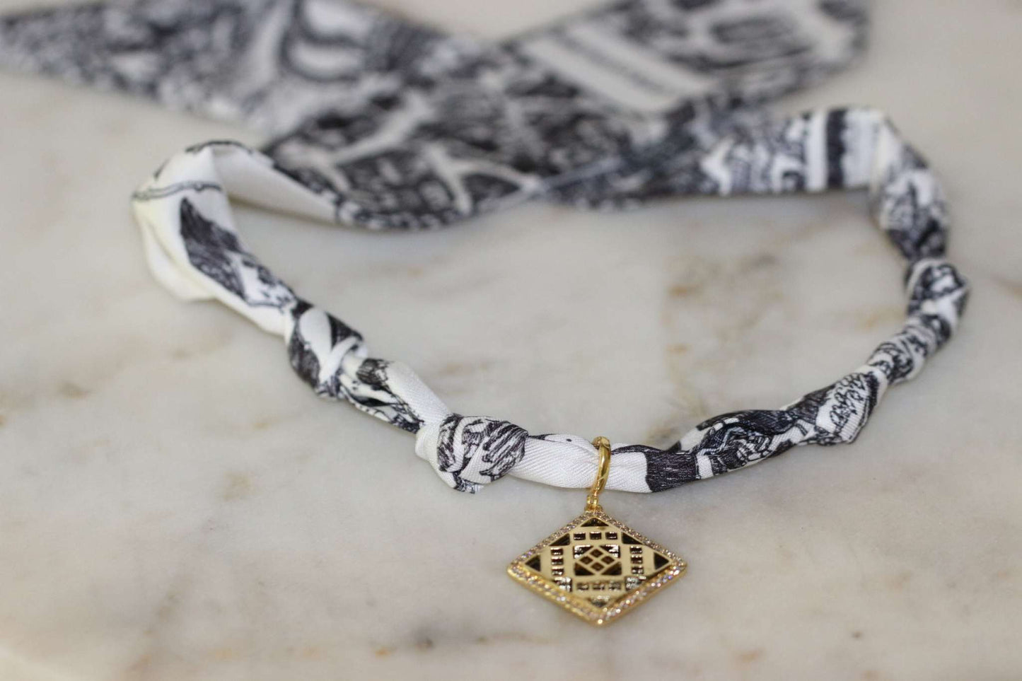 Metropolitan Luxe Scarf Necklace