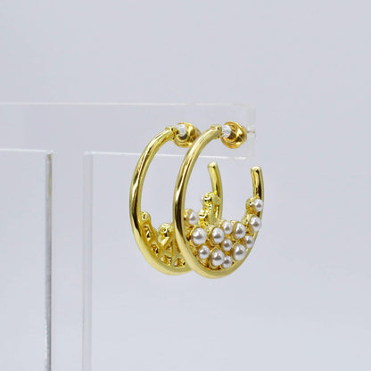 Halo Pearls Hoop E39