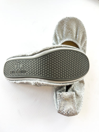 Dusty Snakes