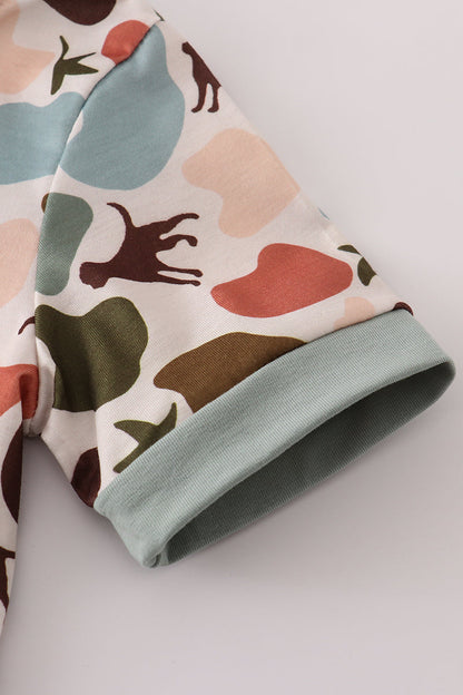 Green hunting print pants set