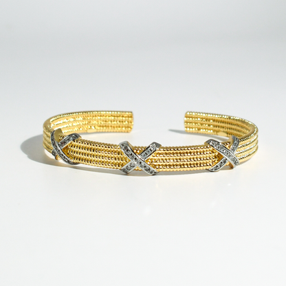 X-ceptional Glam Bangle
