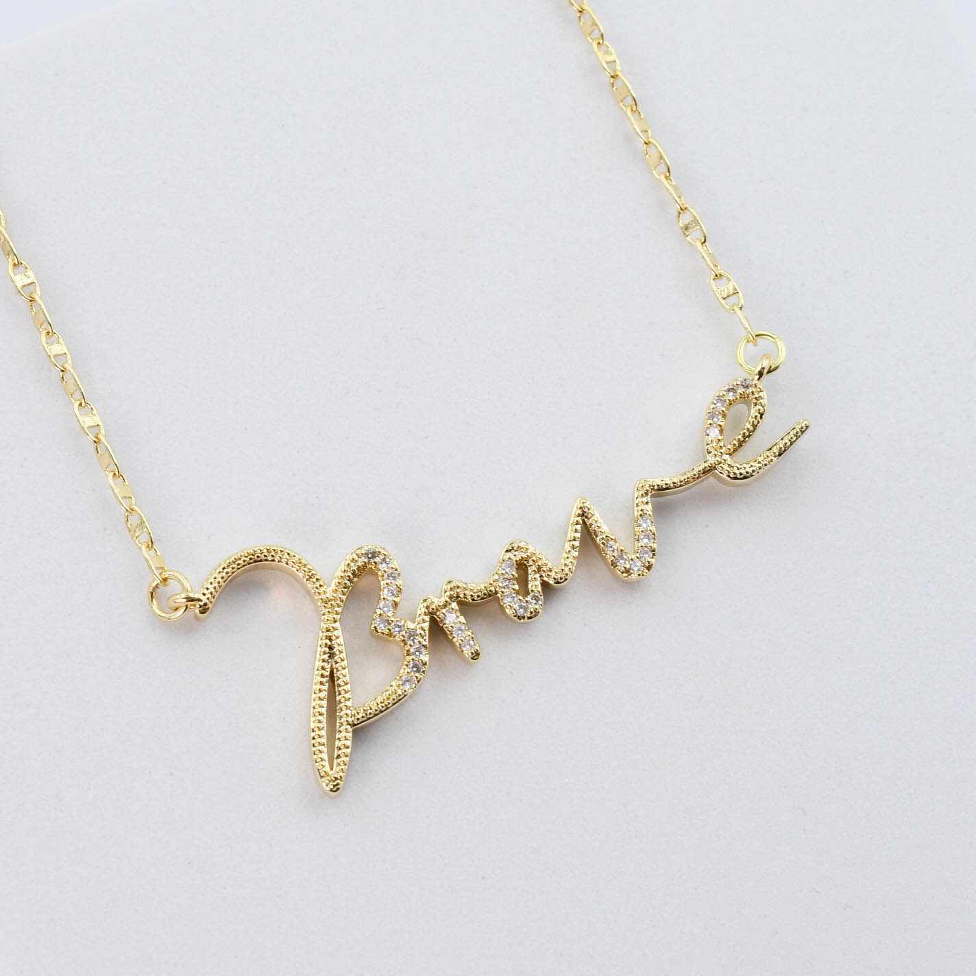 Brave Necklace Gold
