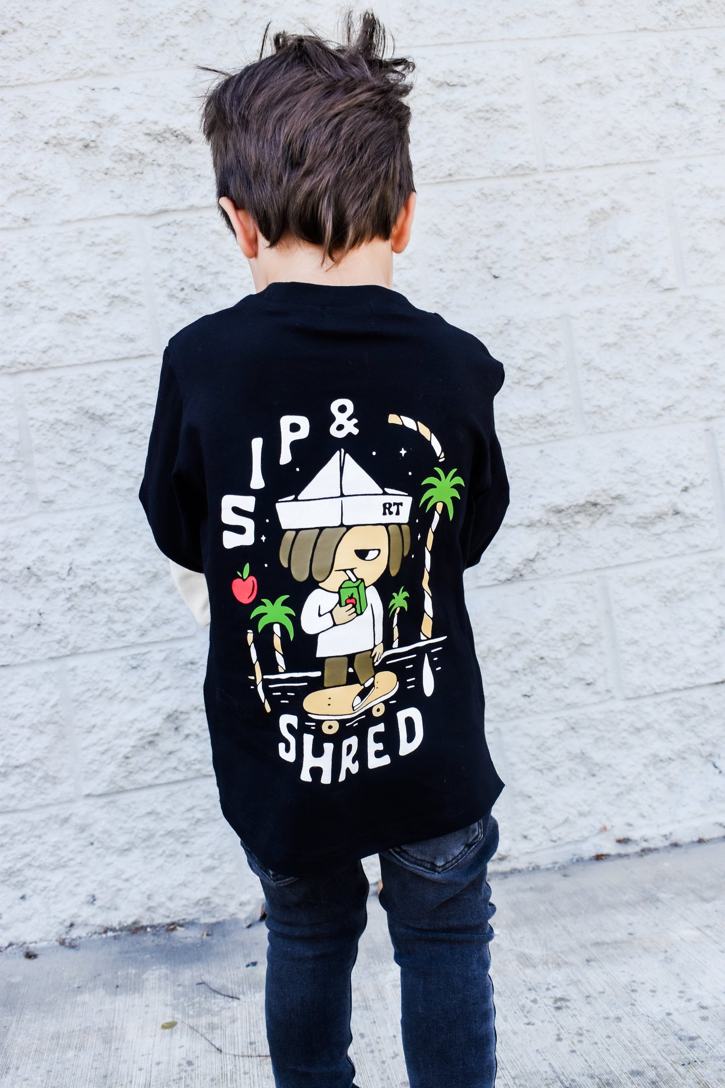 SIP & SHRED LONG SLEEVE TEE