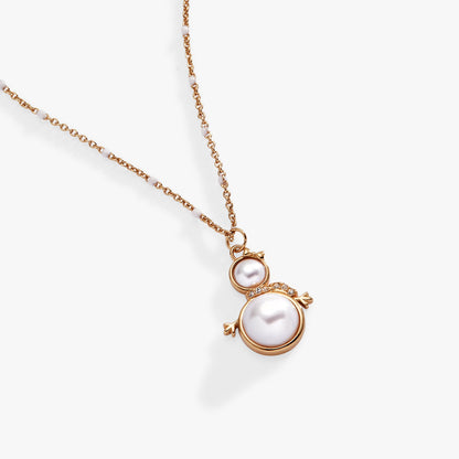 Snowwoman Necklace